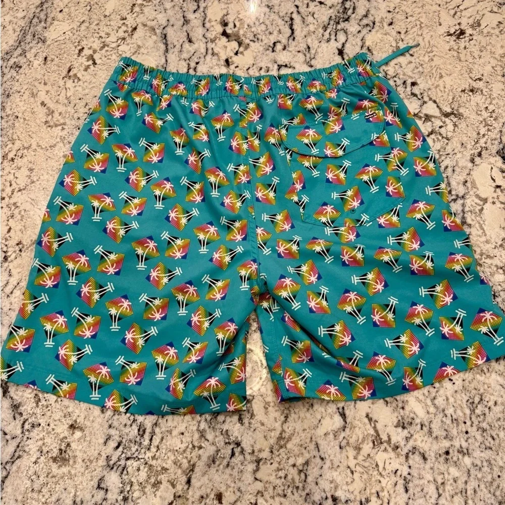 Hurley XL Tropical Palm Swim Trunks | Stretch Volley Shorts